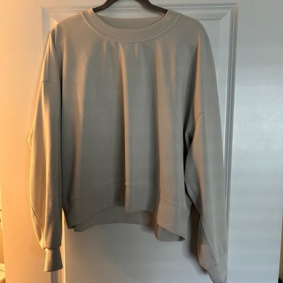 Lululemon Athletica Softstreme Ribbed Bone Perfectly Oversized Cropped Crew - Picture 5 of 6